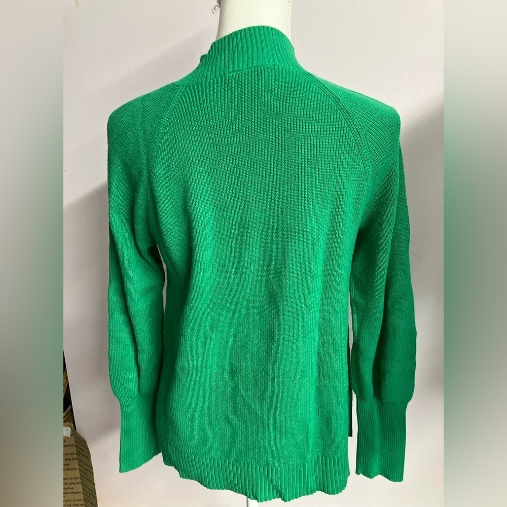Ann Taylor Factory Petite Women’s Pullover Sweater, Size MP, Kelly Green - Picture 2 of 6